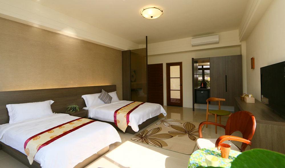Residents With Easy Places Taitung Exterior photo